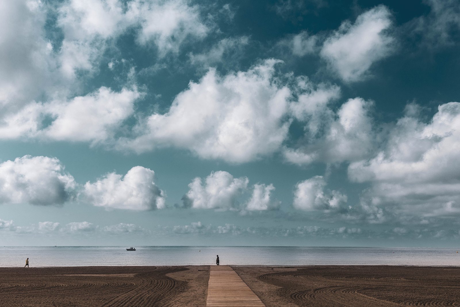 Aire, mar y tierra